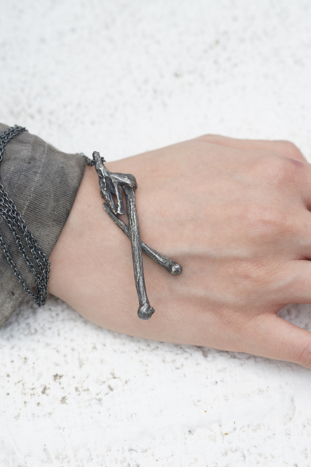 Collier Os croisés