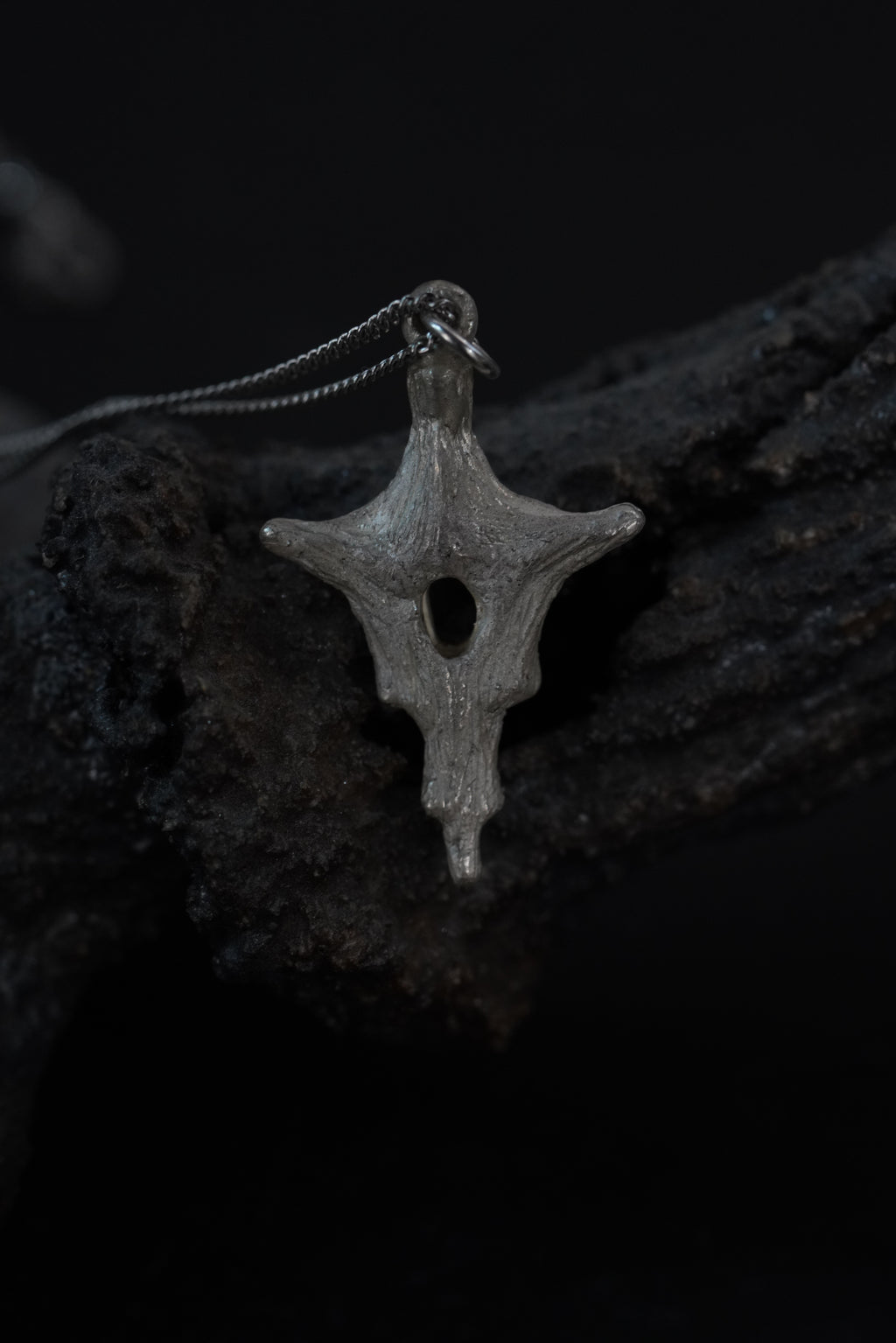 CROSS BONES necklace [MSJK006]
